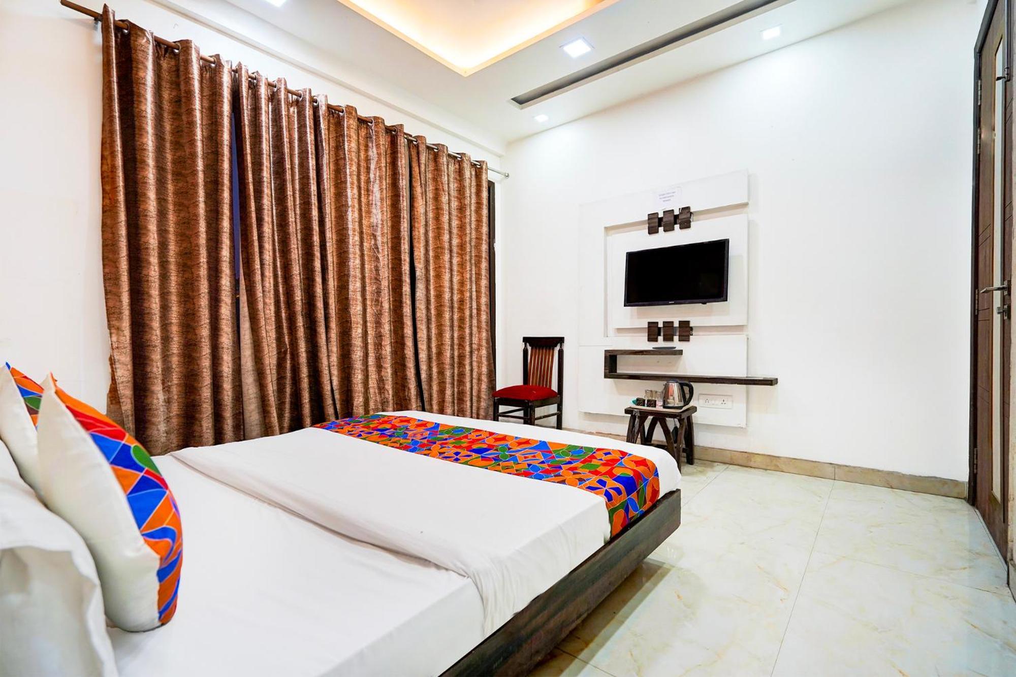 Fabhotel Season Grand Dillí Exteriér fotografie